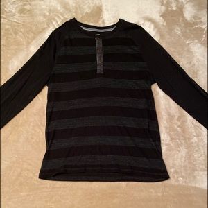 EXPRESS LONG SLEEVE HENLEY